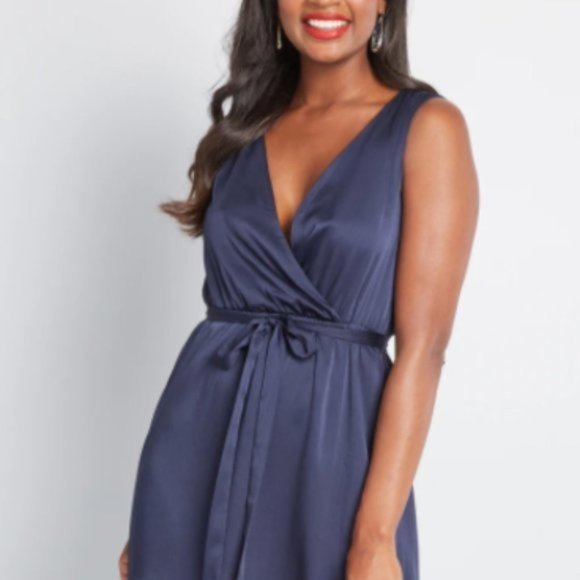 Modcloth Dresses & Skirts - Modcloth Elegant Glow Sleeveless Dress in Navy NWT Medium
